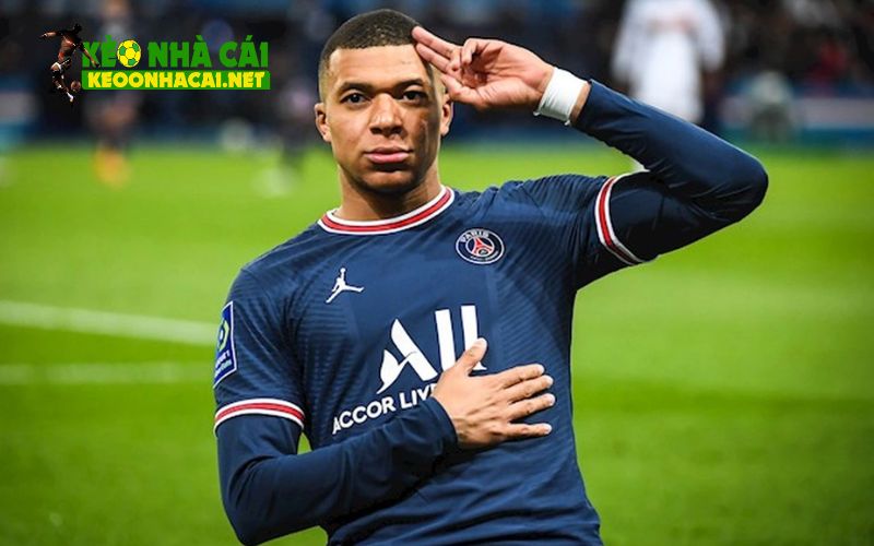 Bước khởi đầu tại Monaco của cầu thủ Kylian Mbappe Bước khởi đầu tại Monaco của cầu thủ Kylian Mbappe