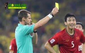 Bật mí vài mẹo đọc kèo thẻ phạt siêu chuẩn